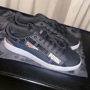 Unique puma shoes!
